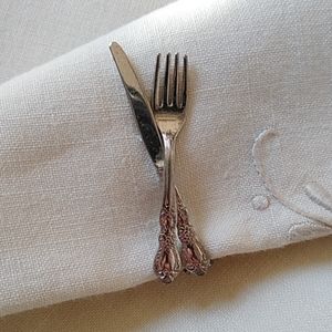 Vintage Silver Toned Fork & Knife Tie Clip